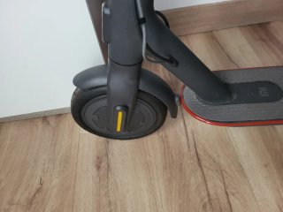 Patinete Eléctrico Xiaomi Mi Essential
