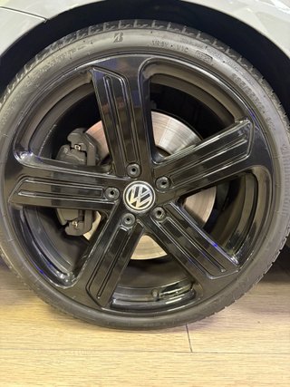 Volkswagen Golf R 2.0 TSI 300cv BMT 4Motion DSG