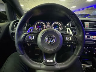 Volkswagen Golf R 2.0 TSI 300cv BMT 4Motion DSG