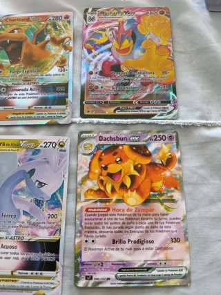 Lote cartas Pokémon Charizard y más