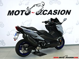 YAMAHA T-MAX 560 -APTA A2-