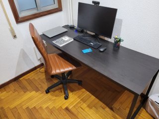 Mesa de escritorio madera y metal