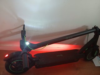 Patinete Eléctrico Youin - Sin Uso