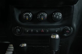 Jeep Wrangler 75 Aniversario