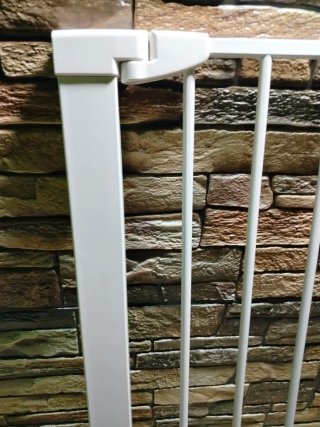 Munchkin MAXI-SECURE Puerta de seguridad 76-82 cm
