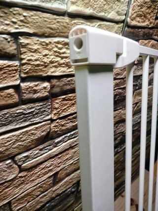 Munchkin MAXI-SECURE Puerta de seguridad 76-82 cm