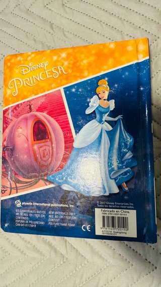 Dos libros de cuentos infantiles