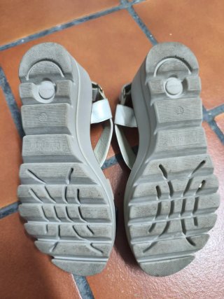 Sandalias Callaghan Beige y Azul