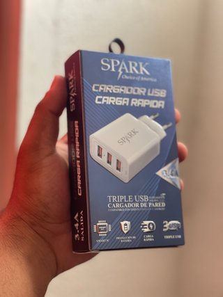 Cargador Spark Triple USB Carga Rápida