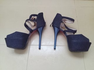 Sandalias de tacón plataforma azul oscuro glitter!