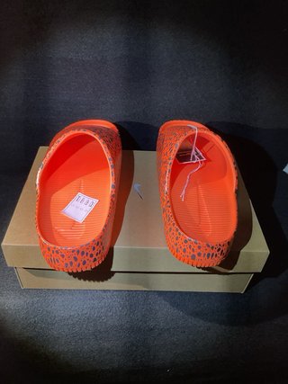 Chanclas Nike Calm Slide Print NS Naranja