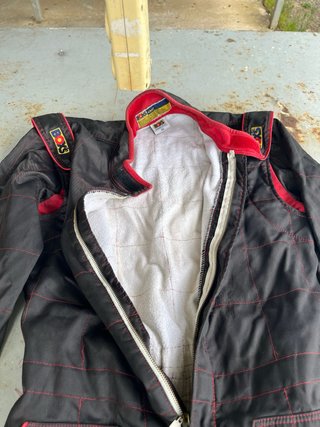 Mono de Karting Negro y Rojo