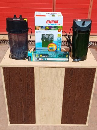 Acuario 94 litros con mueble