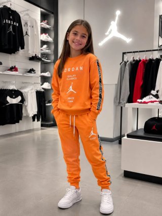 Conjunto deportivo Jordan naranja niño