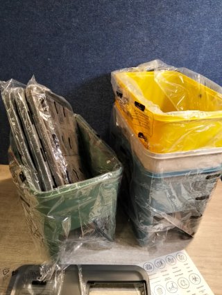 SONGMICS Cubo de Basura, Juego de 4 Cubos Apilables, 20 L Cada