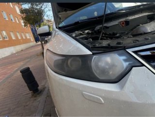 Pulido y Restauracion de Faros de coche a domicili