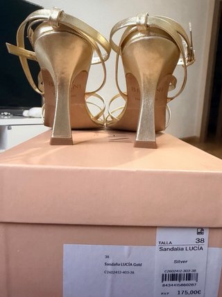 Sandalias Bimani Doradas Talla 38