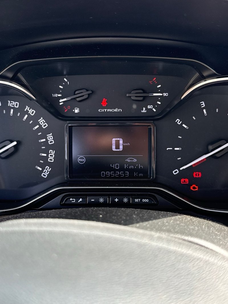 Citroën C3 1.2 PureTech Feel 2017, foto 17
