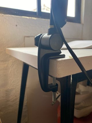 Flexo para mesa de estudio.