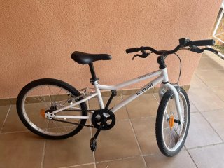 Bicicleta infantil 20 6-9 años