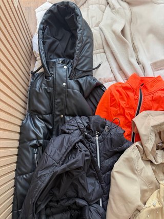 Lote Chaquetas Mujer Negro y Naranja