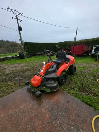Cortacésped Rider Husqvarna 214TC