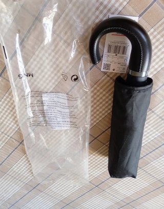 Paraguas plegable Mango negro SIN ESTRENAR