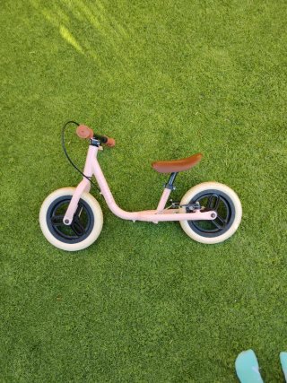 Bici sin pedales rosa