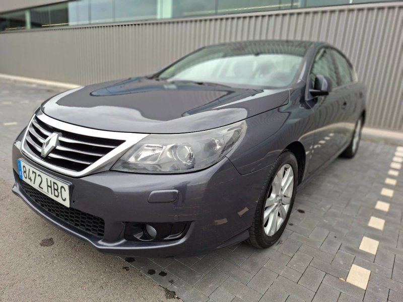 Renault Latitude - foto 1
