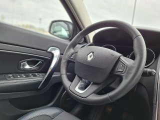 Renault Latitude