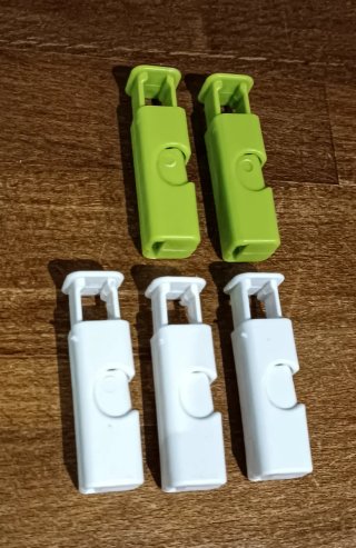 Set 3 Tira Tubetti Dentifricio + 3 Clip