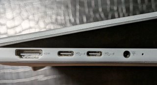 Asus Zenbook 14 OLED Snapdragon