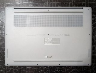 Asus Zenbook 14 OLED Snapdragon