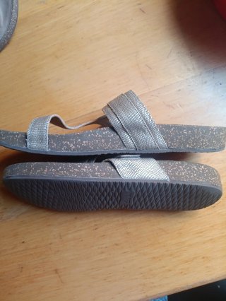 Sandalias Clarks Talla 42 Doradas