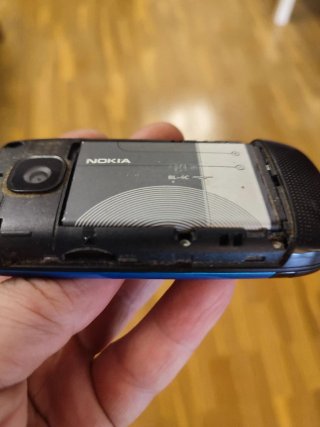 Nokia C2 Blu e Nero