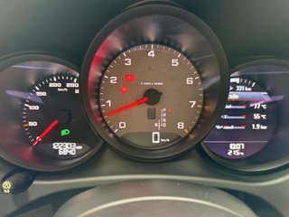 PORSCHE Macan Macan S