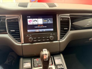 PORSCHE Macan Macan S