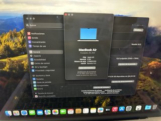 MacBook Air M3 2024