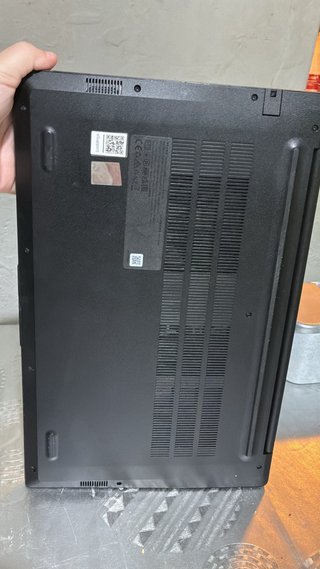 Portátil Lenovo V15 i5 - Casi Nuevo