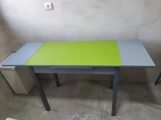 Mesa extensible cocina cristal verde