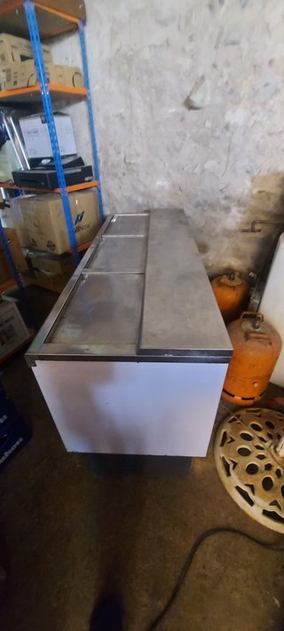 Mostrador refrigerado bar,terrazas,cafetera