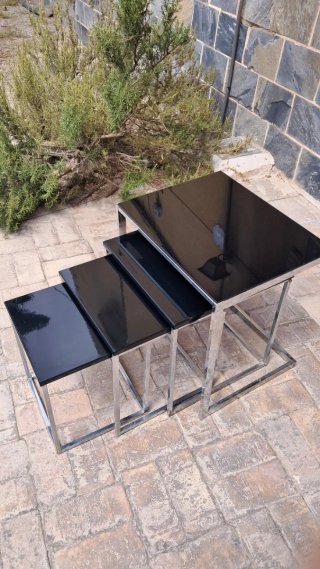 Juego 4 mesas nido cristal templado