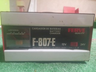 Cargador de Batería Ferve F-807-E