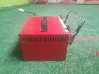 Cargador de Baterías Ferve F-807