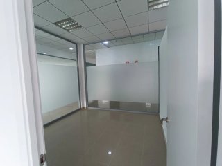 Oficina polígono pibo en alquiler