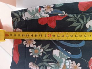 Pantaloni elasticizzati floreali