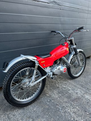 Montesa Cota 25 Trial Roja
