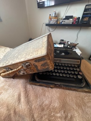 Máquina de escribir Olivetti Studio 46