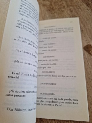 Luces de Bohemia: esperpento/ Ramón María del V...