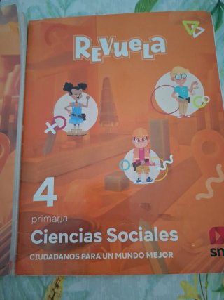 Libros 4 primaria SM revuela